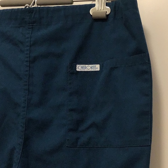 Cherokee Drawstring scrub pant - Picture 3 of 3